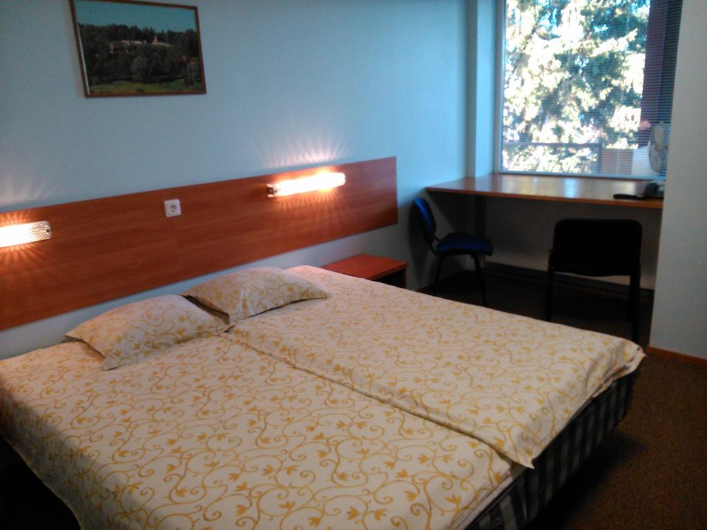 Maennimaee Guesthouse ヴィリャンディ 部屋 写真